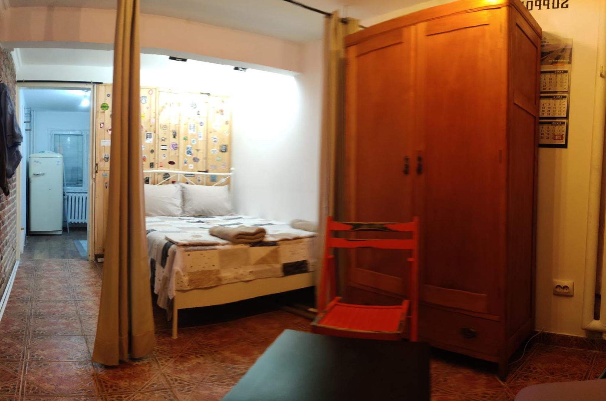 Interhost Guest Rooms And Apartments — Photos 2